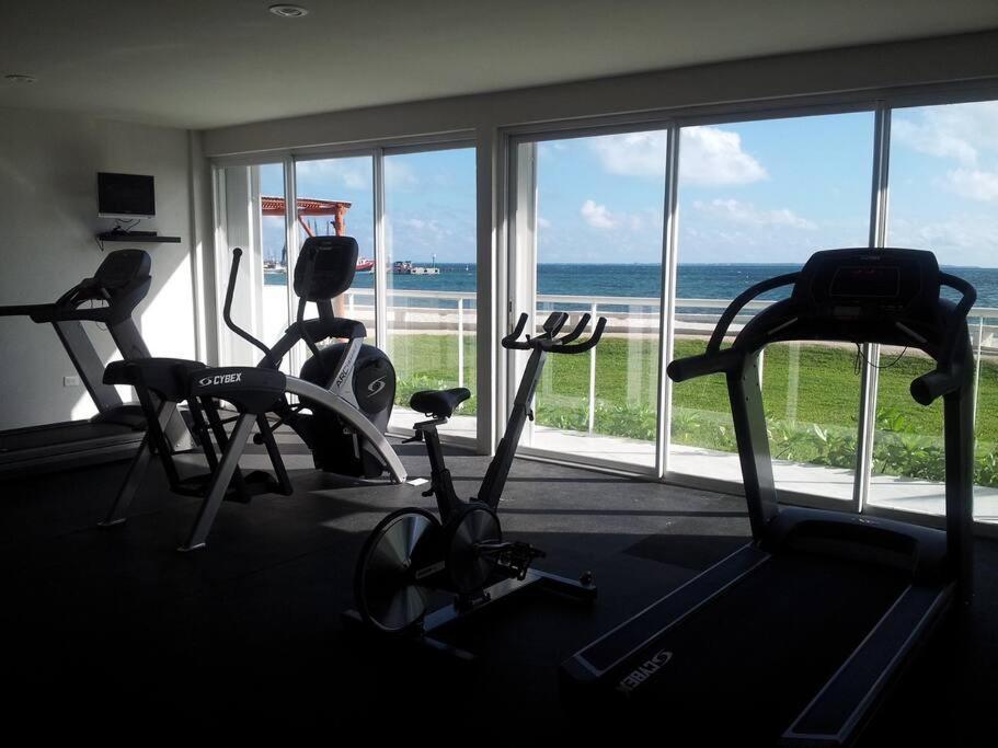 Punta Me Luxury Apartments Ocean View & Beach Front In Amara Cancun Exterior photo